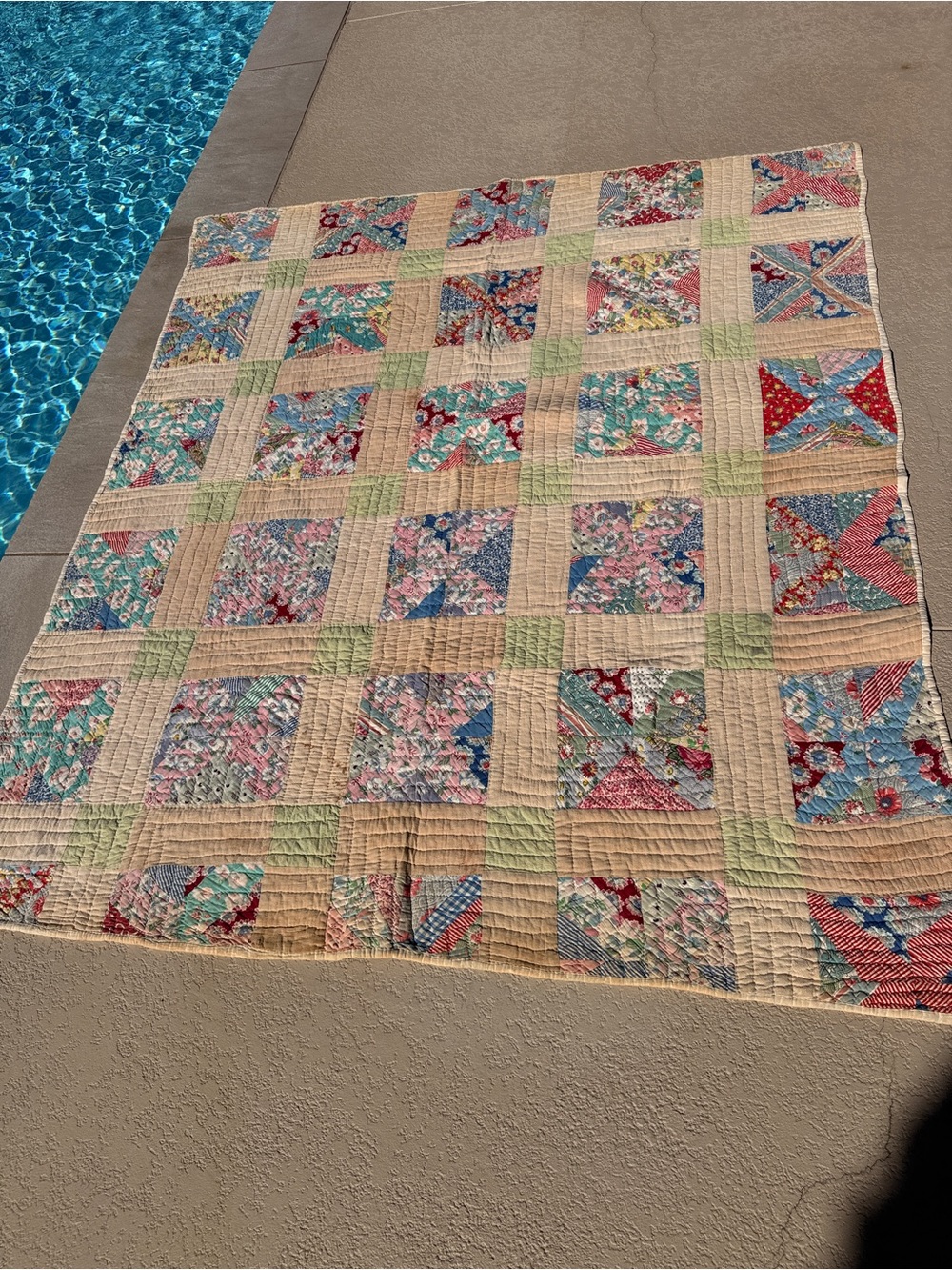 Depression Era 1930 antique vintage Feed Sack Patchwork Quilt cottagecore